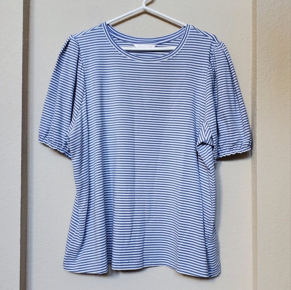 Lauren Conrad Striped Tee with Elastic Sleeves.  Size 1x